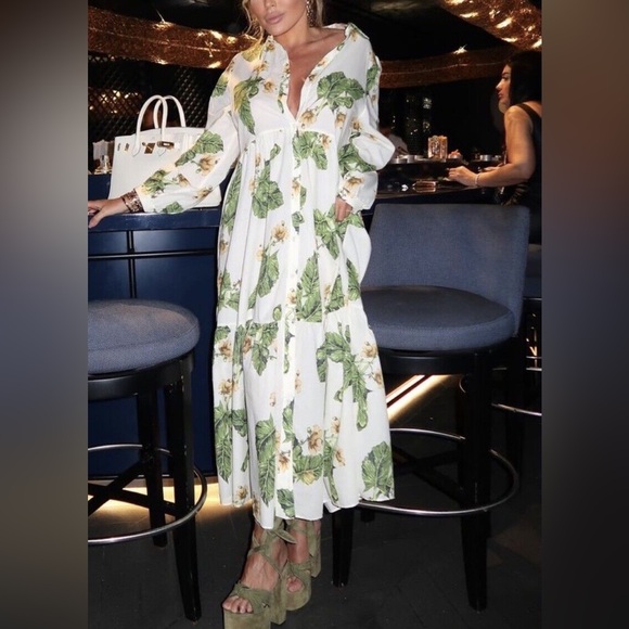 ZARA BLOGGERS’ FAVORITE FLORAL PRINT DRESS ZW COLLECTION - Picture 6 of 16